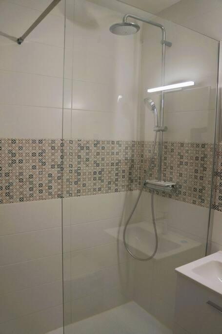 Studio Climatise Et Spacieux Situe Pres Des Parcs Vichy Ngoại thất bức ảnh